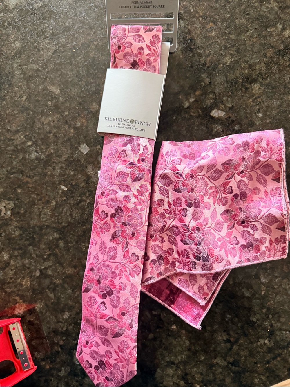 Kilburne & Finch Pink Floral Tie and Pocket Square Set